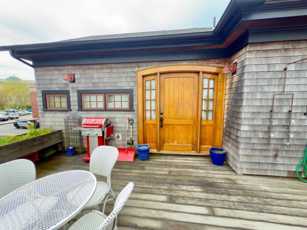Magical Post And Beam Loft Downtown Newport! Hotel Eksteriør billede